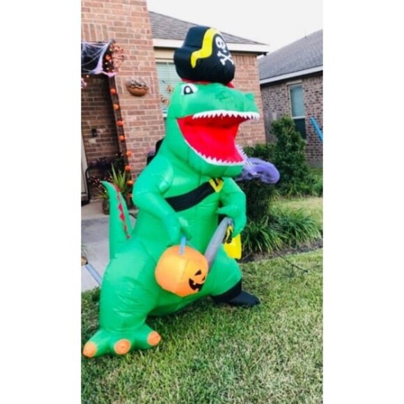7 FT Halloween Inflatables Dinosaur Outdoor Decorations Blow Up Yard Pirate